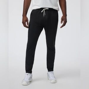 Vuori Ponto Performance Heather Black Joggers - Men’s small